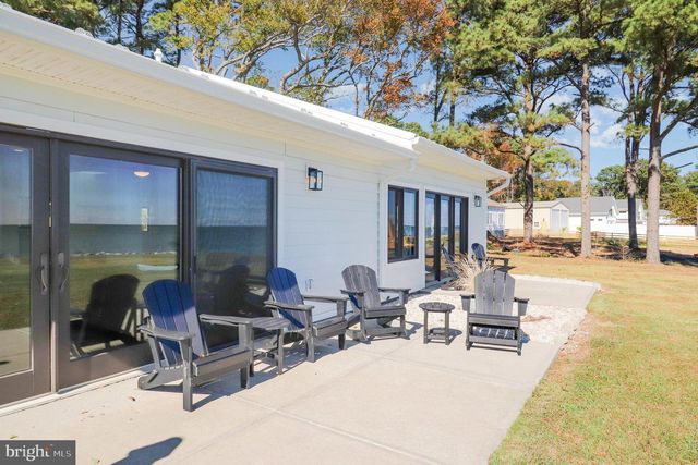 160 SHIPWATCH LN, Reedville, VA 22539