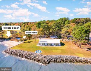 160 SHIPWATCH LN, Reedville, VA 22539