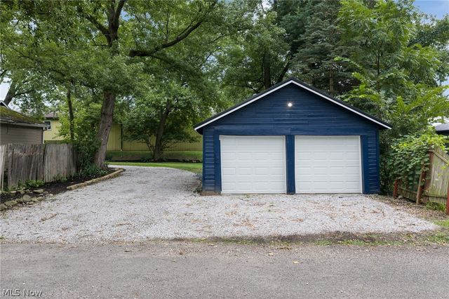 174 Killian Road, Akron, OH 44319