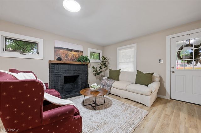 174 Killian Road, Akron, OH 44319