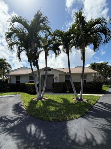 2017 S Seacrest Boulevard D, Boynton Beach, FL 33435