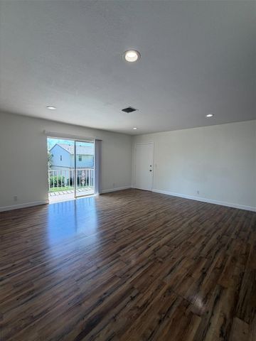 2017 S Seacrest Boulevard D, Boynton Beach, FL 33435