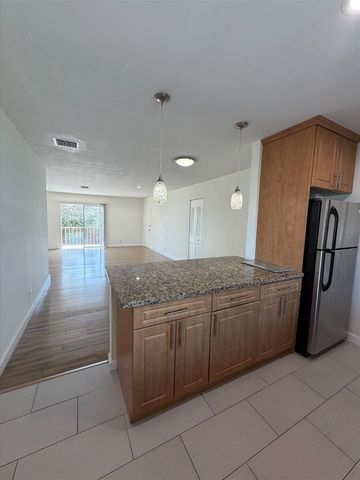 2017 S Seacrest Boulevard D, Boynton Beach, FL 33435