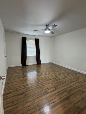 2017 S Seacrest Boulevard D, Boynton Beach, FL 33435