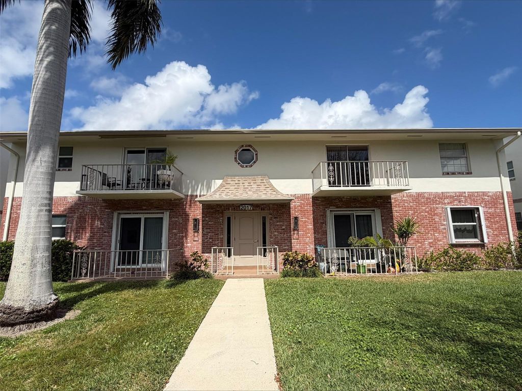 2017 S Seacrest Boulevard D, Boynton Beach, FL 33435