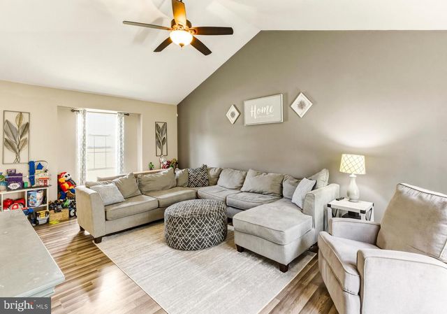584 LANTERN WAY, Franklinville, NJ 08322