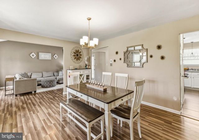 584 LANTERN WAY, Franklinville, NJ 08322