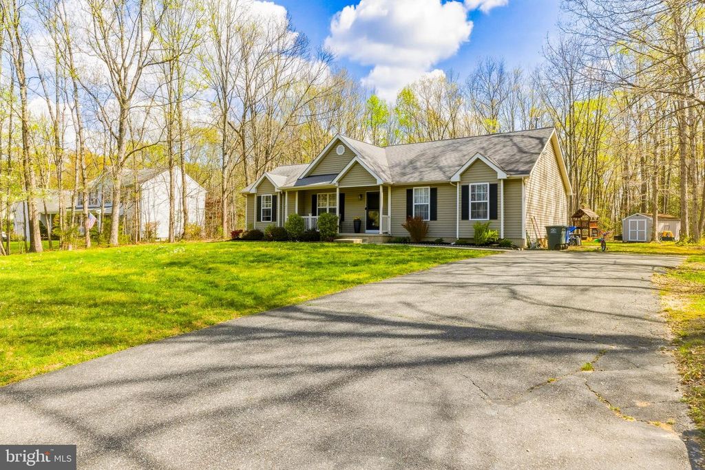 584 LANTERN WAY, Franklinville, NJ 08322