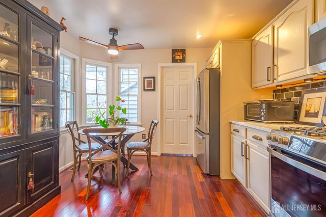 32 Springwood Court, South Brunswick, NJ 08540