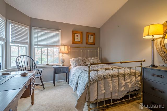 32 Springwood Court, South Brunswick, NJ 08540