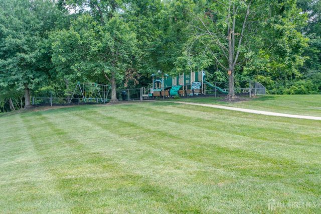 32 Springwood Court, South Brunswick, NJ 08540