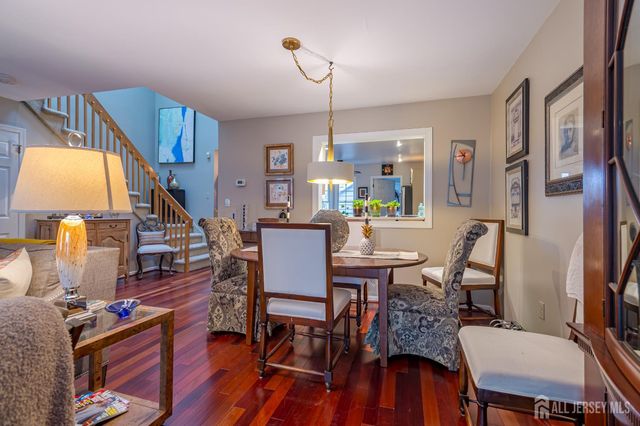 32 Springwood Court, South Brunswick, NJ 08540