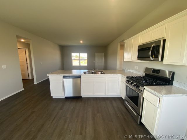16239 S 88th East Avenue, Bixby, OK 74008