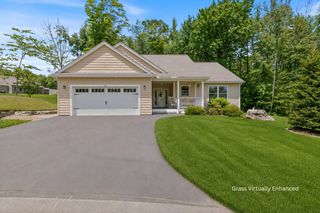 25 Ridgeview Drive, Candia, NH 03034