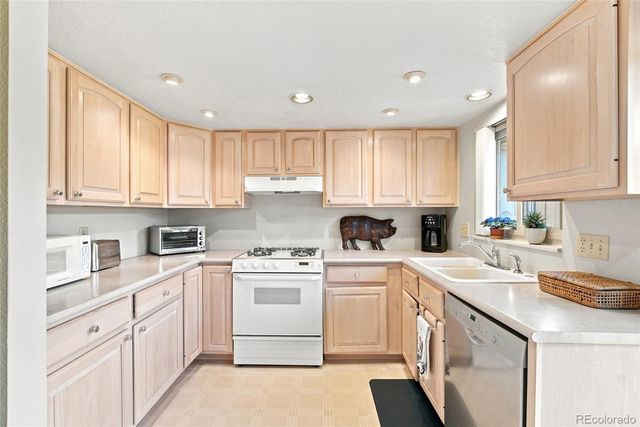 12899 W 20th Avenue, Golden, CO 80401