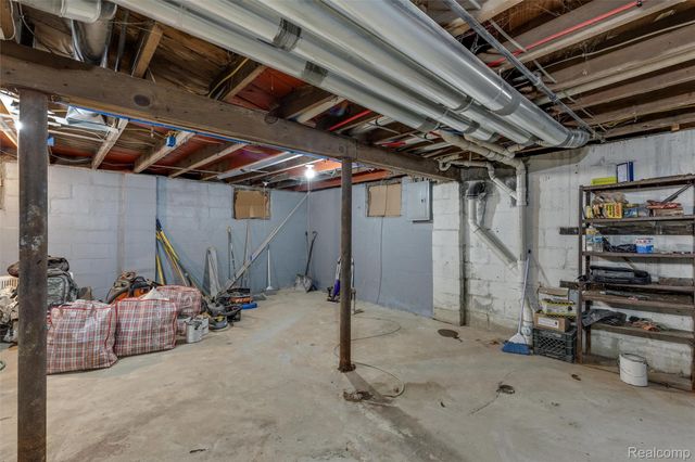 12617 Filbert Street, Detroit, MI 48205