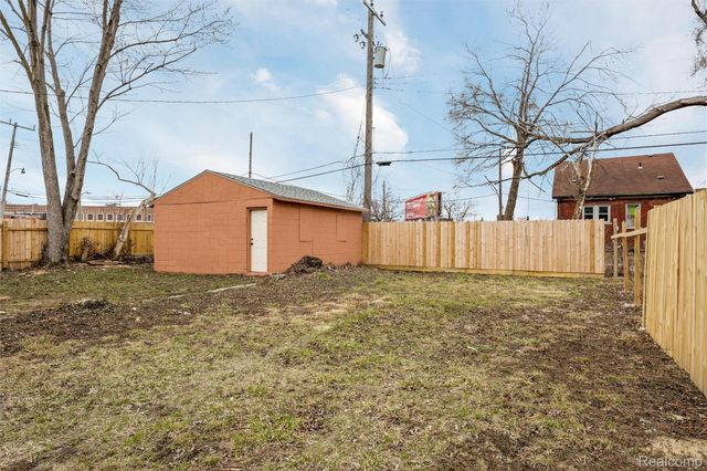 12617 Filbert Street, Detroit, MI 48205