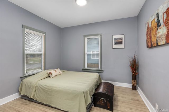 12617 Filbert Street, Detroit, MI 48205