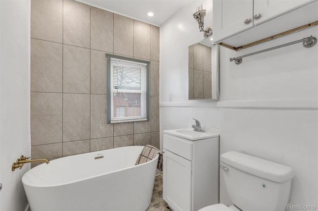 12617 Filbert Street, Detroit, MI 48205