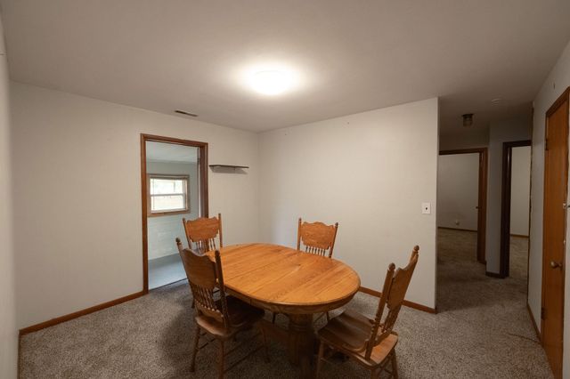 504 S Lincoln Avenue, Aurora, MO 65605