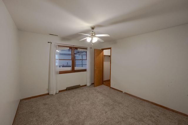 504 S Lincoln Avenue, Aurora, MO 65605