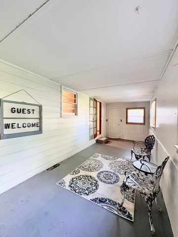 504 S Lincoln Avenue, Aurora, MO 65605