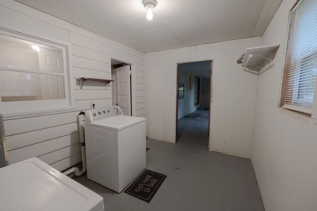 504 S Lincoln Avenue, Aurora, MO 65605