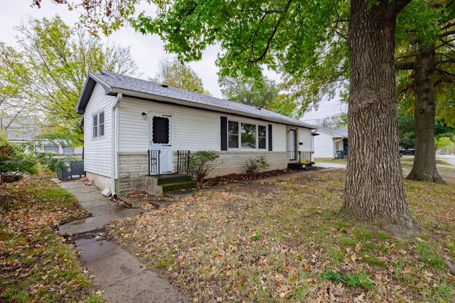 504 S Lincoln Avenue, Aurora, MO 65605