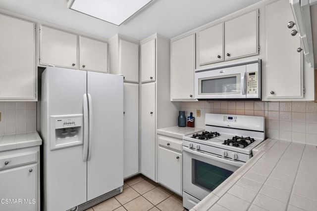 1113 Catlin Street B, Simi Valley, CA 93065