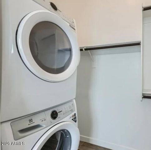 16833 W SMOKETREE Drive, Surprise, AZ 85387