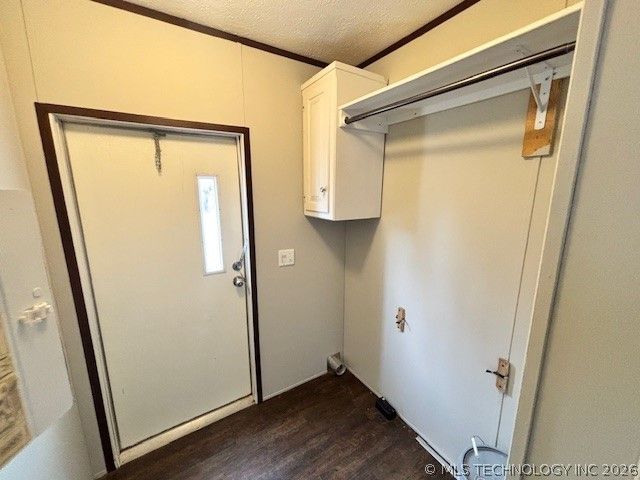 426867 E 1090 Road, Checotah, OK 74426