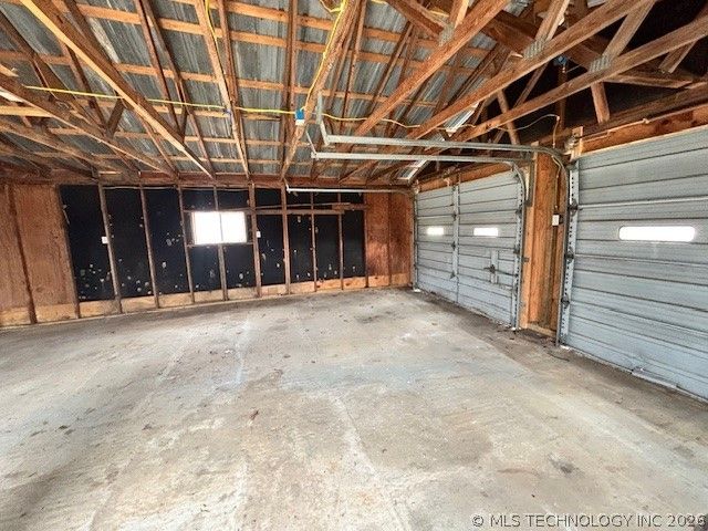 426867 E 1090 Road, Checotah, OK 74426