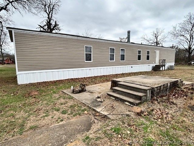 426867 E 1090 Road, Checotah, OK 74426