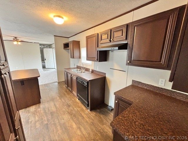 426867 E 1090 Road, Checotah, OK 74426