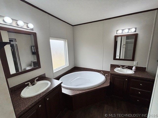 426867 E 1090 Road, Checotah, OK 74426