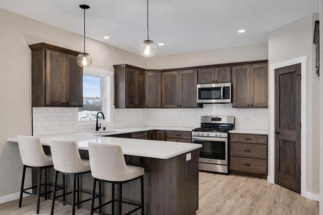 835 Crockett DRIVE, Holmen, WI 54636