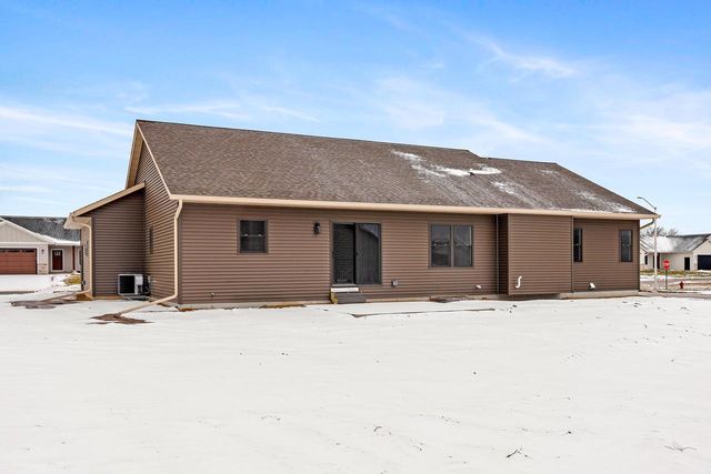 835 Crockett DRIVE, Holmen, WI 54636