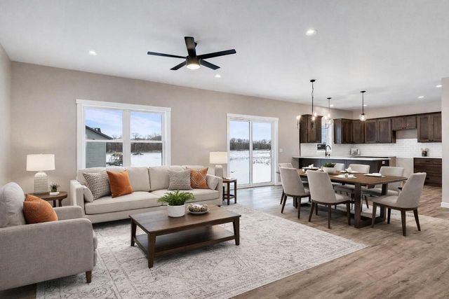 835 Crockett DRIVE, Holmen, WI 54636