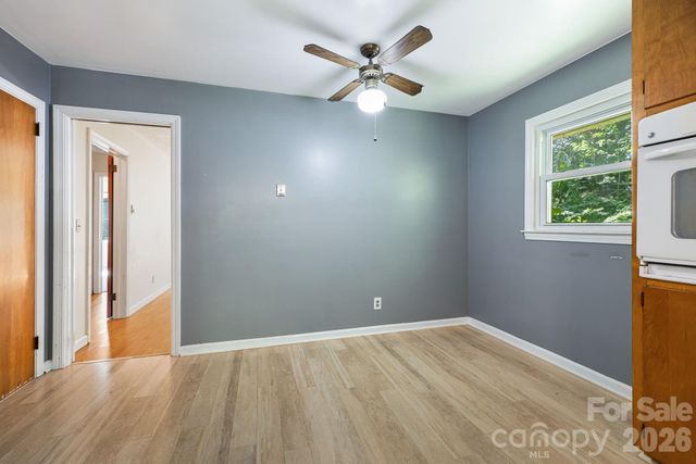 917 Fassifern Court, Hendersonville, NC 28791