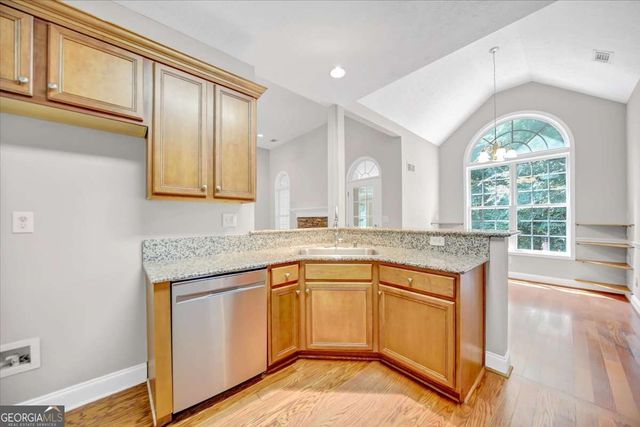 59 Rocky Circle NE, White, GA 30184