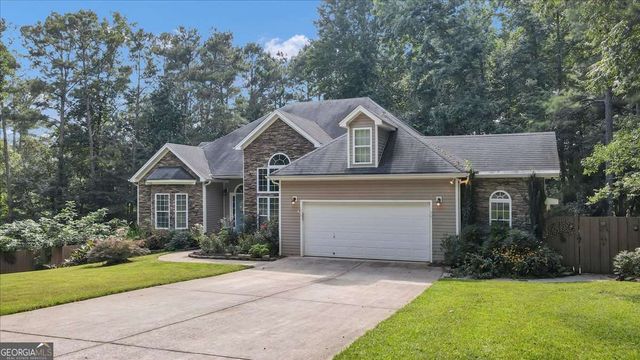 59 Rocky Circle NE, White, GA 30184