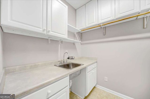 59 Rocky Circle NE, White, GA 30184