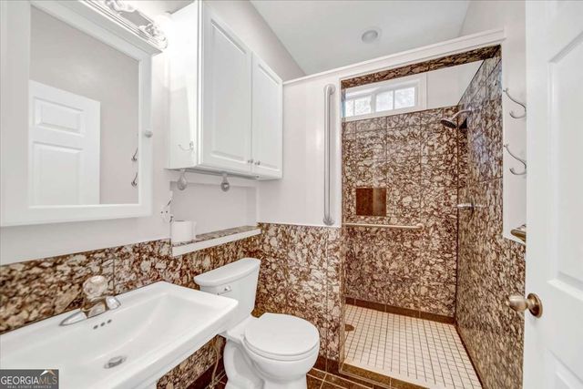 59 Rocky Circle NE, White, GA 30184