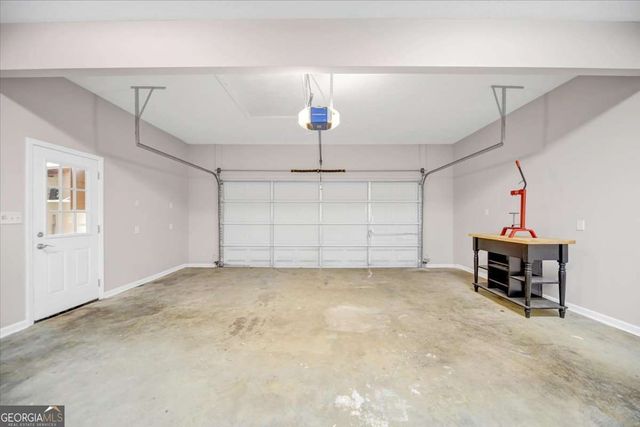 59 Rocky Circle NE, White, GA 30184