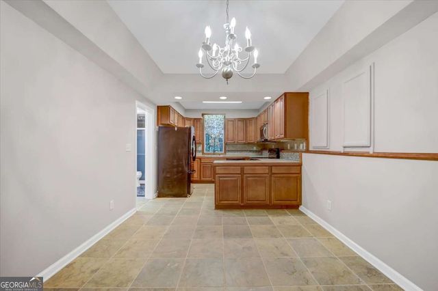 59 Rocky Circle NE, White, GA 30184