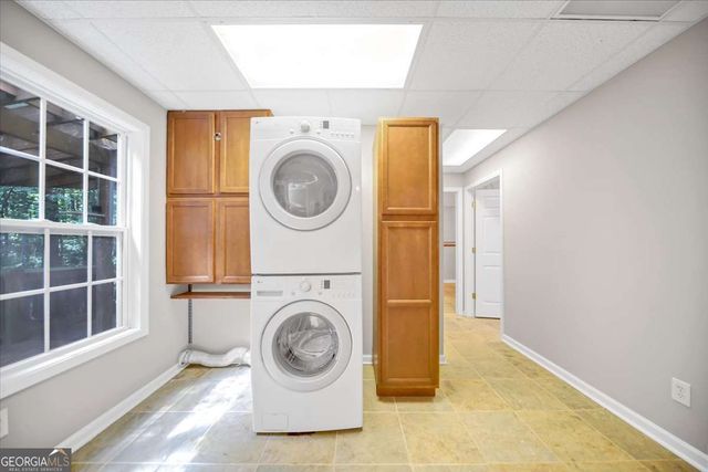 59 Rocky Circle NE, White, GA 30184