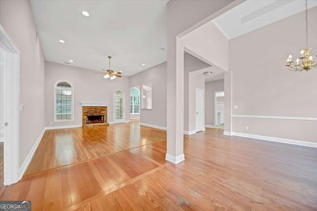 59 Rocky Circle NE, White, GA 30184