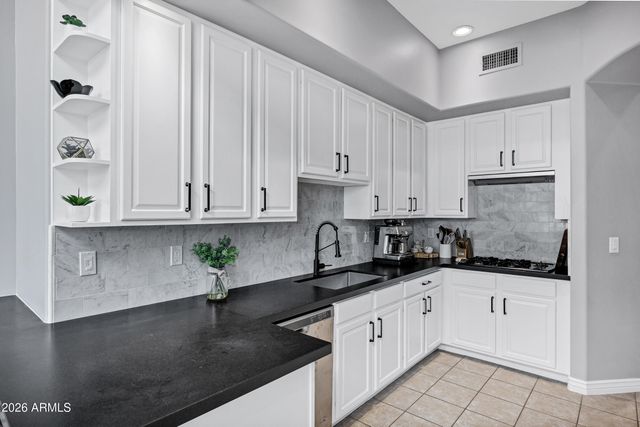 14450 N THOMPSON PEAK Parkway 133, Scottsdale, AZ 85260