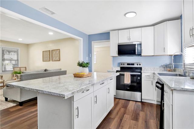 4259 Raines Drive, Mobile, AL 36609