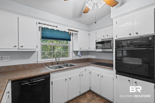 3101 Grishilde Dr, Mobile, AL 36693